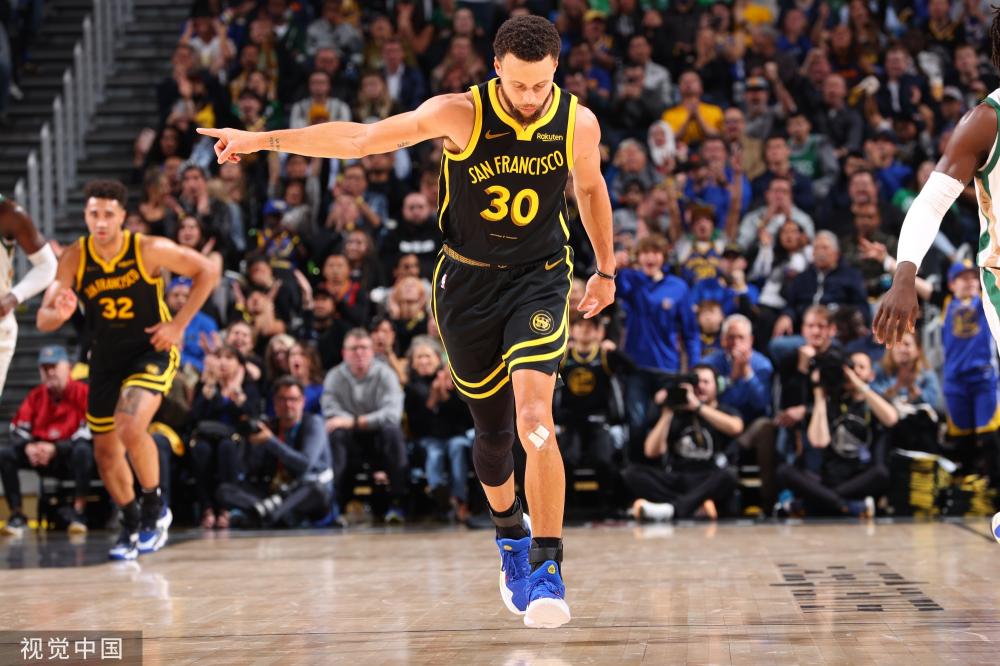 势的姿态击 势的姿态击