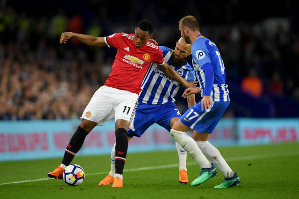 湖人遭遇惊天绝杀，灰熊不敌雷霆！国王轻松战胜开拓者！西部排名大变动！.