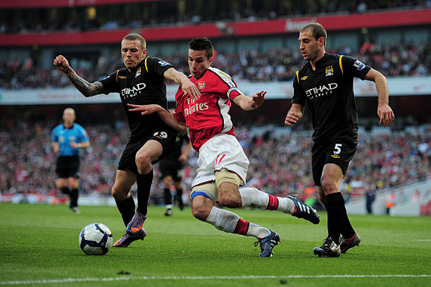 湖人遭遇惊天绝杀，灰熊不敌雷霆！国王轻松战胜开拓者！西部排名大变动！.