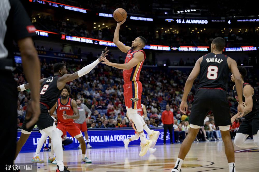 三月战役前遇难题：国脚出场少 后腰锋线问题最大.