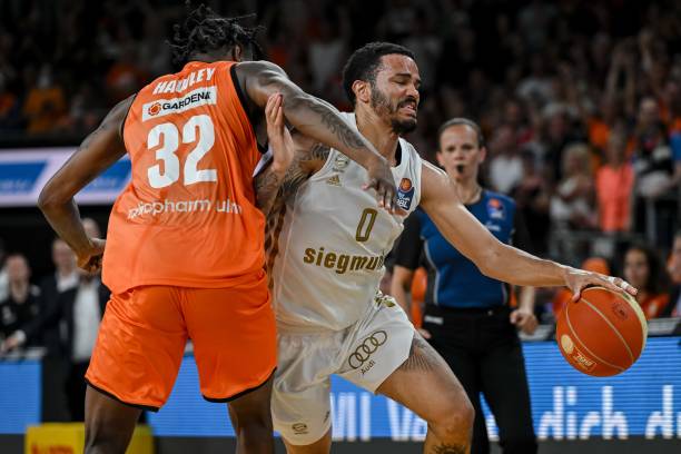 以弥补锋线 以弥补锋线